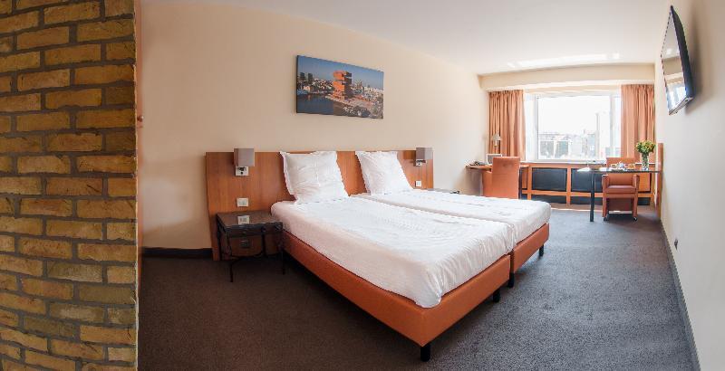 Aparthotel Arass & Business Flats
